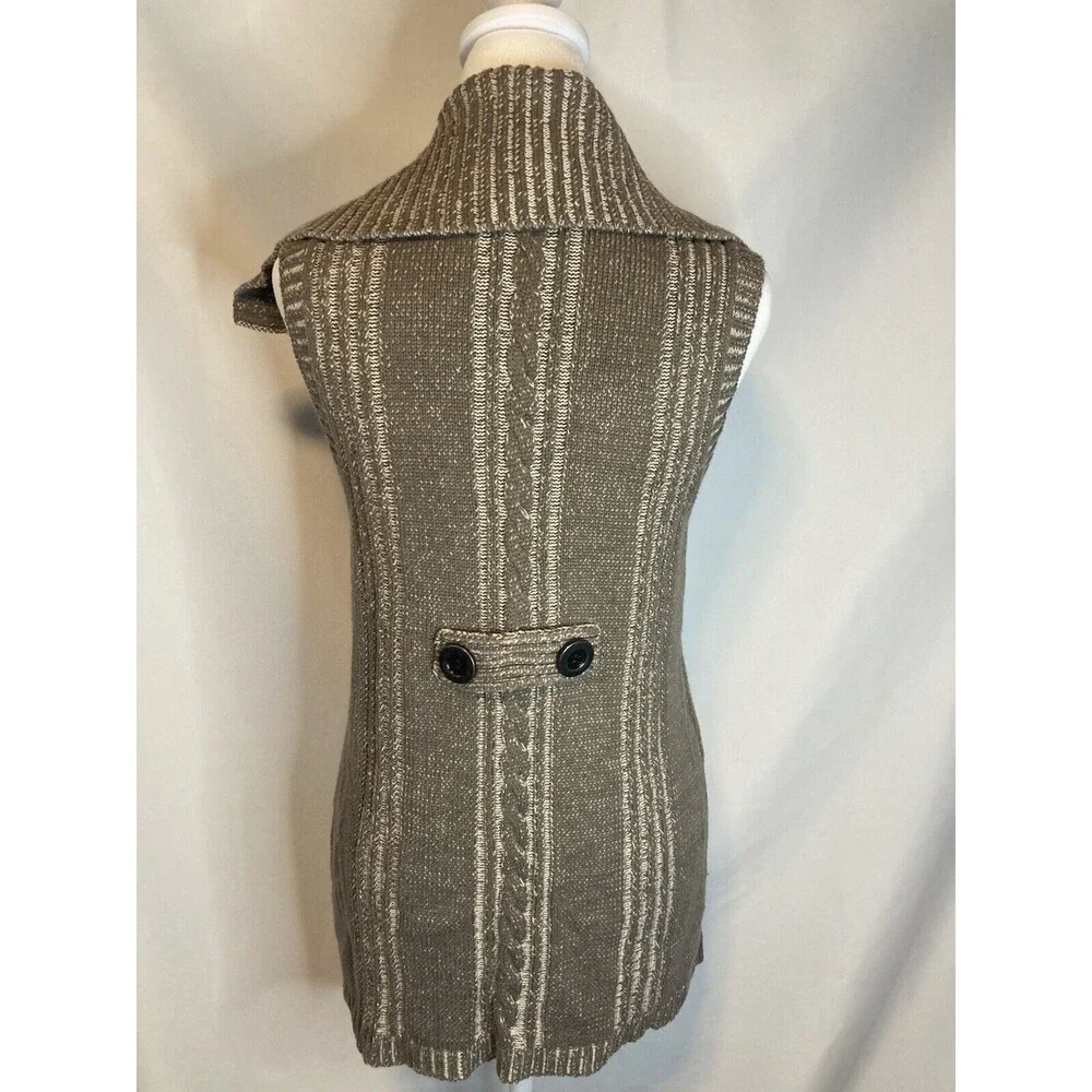 Hannah Tan Cardigan Sweater Vest M Double Breasted Collared Chunky Ribbed Taupe